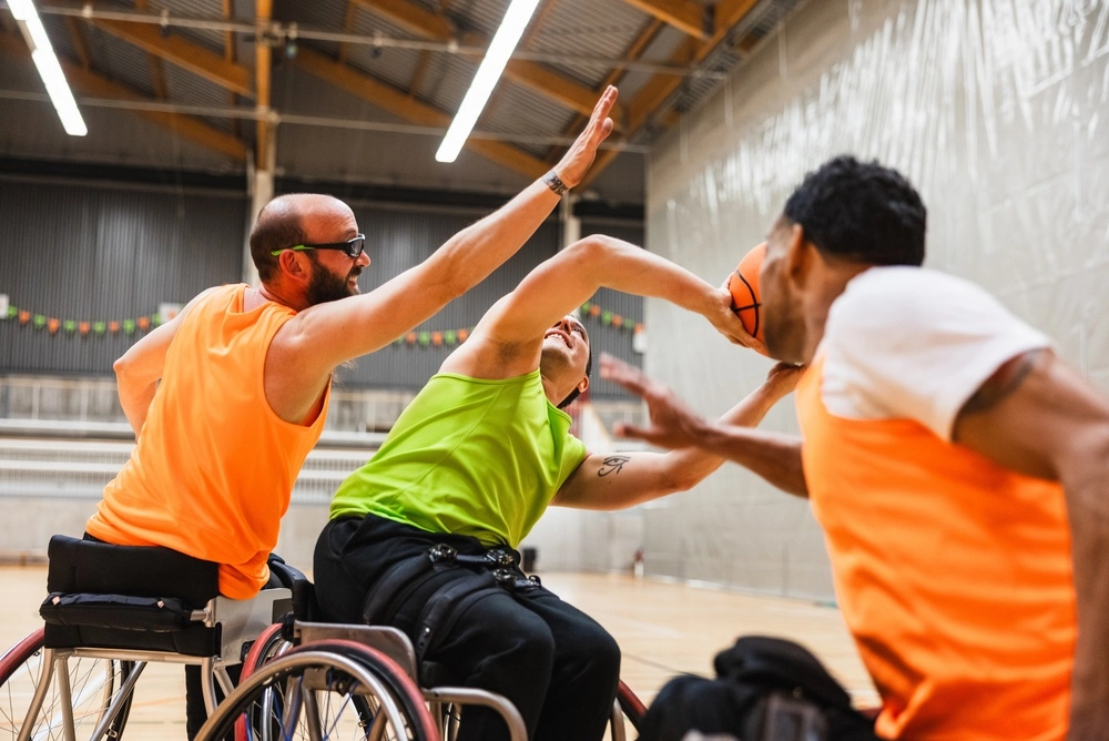 Basketball game for teams with disabilities